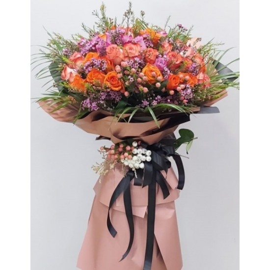 101 Adet Renkli Gül Buketi